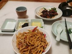 北京炸酱面-小吊梨汤·北京菜·烤鸭(鸟巢店)