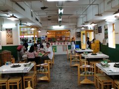 大堂-石灰市老火锅(北滨路店)
