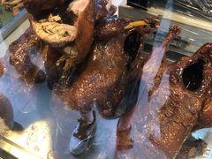 -王浩儿纪六孃甜皮鸭(凌云大厦店)