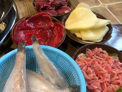 -周幺妹重庆老火锅(银泰城总店)