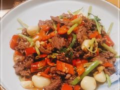 -老板很二(吉大店)