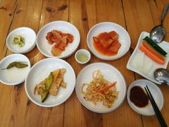 -长寿参鸡汤(朝韩风情街店)