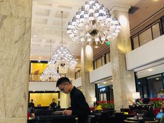 -Salon de The de Joel Robuchon(外滩18号店)