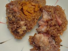 五花肉瑶柱干虾仁蛋黄肉-小阿姨小脚粽(静安店)