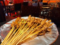 -何师烧烤Pro ·小龙虾·江湖川菜·精酿啤酒(太古里旗舰店)