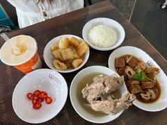 -松發肉骨茶(克拉码头店)