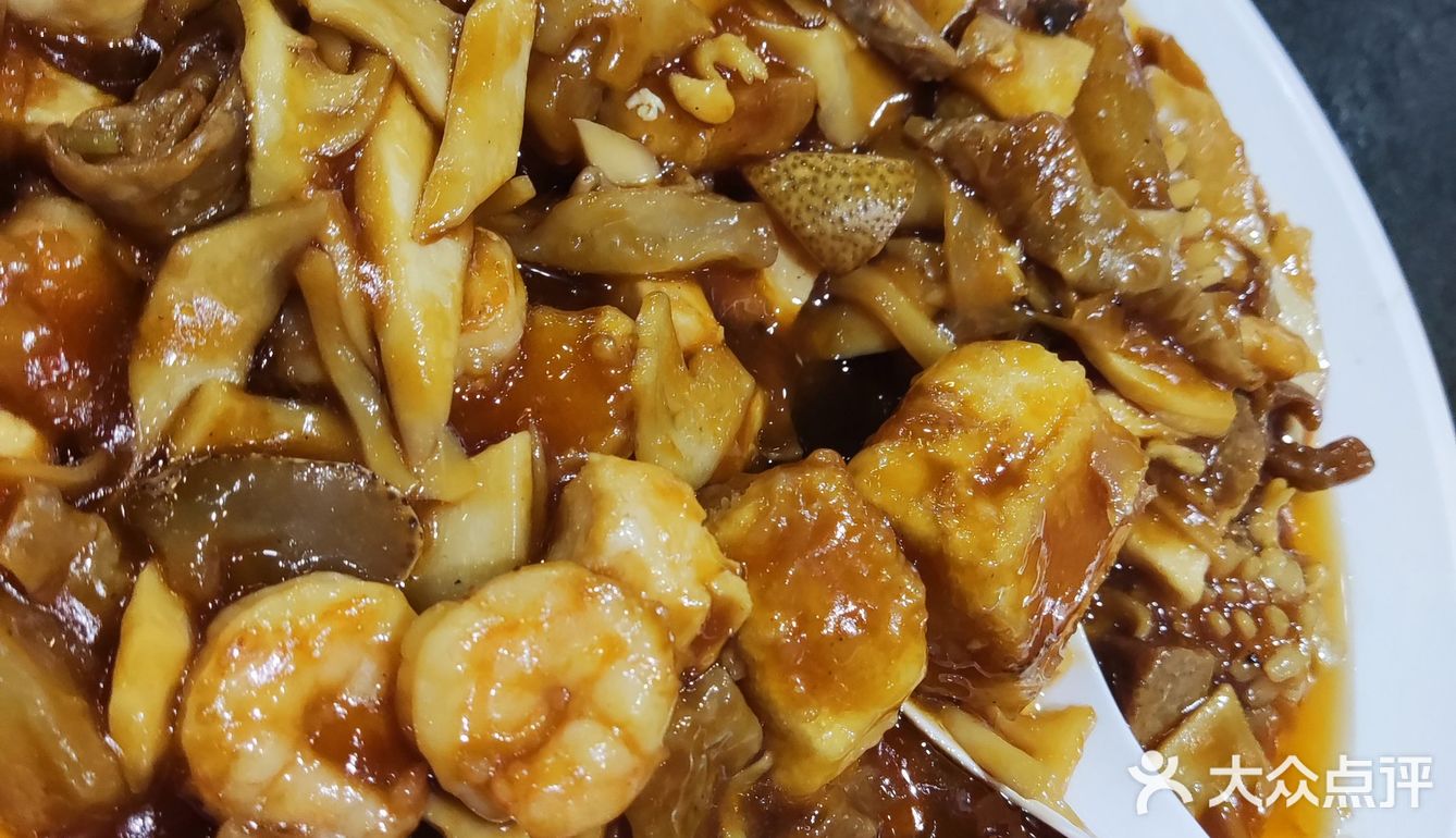 又远又贵的八珍豆腐，各位dp美食家求推荐个天津市中心的平替