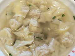 鲜肉小馄饨-小姜锅贴(凤凰街店)