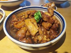 扒蒸肘子-張飛扒肉•四代传承(中央大街店)
