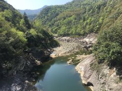 -燕子河大峡谷天坑仙境