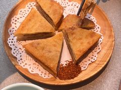 -有红鸡毛店·川菜(建设路店)