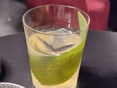 -Mx.cocktail bar