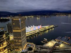 -Top Of Vancouver Revolving Restaurant
