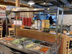 -江南猪肉商会无限续吃(弘大店)