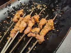 -许哥东北烧烤·铁丳烤串·宫后夹肉(繁花中心店)