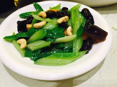 -小锅饭豆腐馆(建大店)
