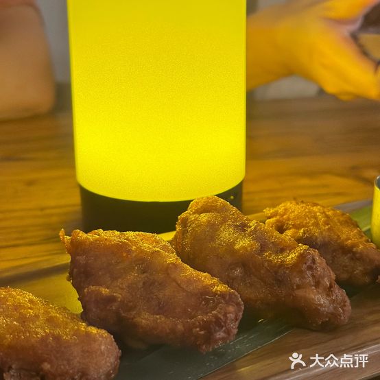 江行伍山餐殷坞畔酒吧(大剧院店)