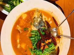 山茶油丹江大鱼头-清水亭湖北菜(大屯DT51店)