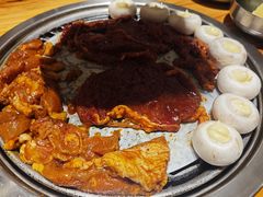 -极简·炭火烤肉主题餐厅·龙虾烧烤·烤羊排(宝龙店)