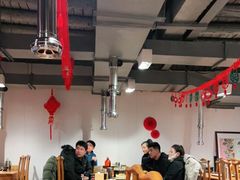 大堂-赵胖炙子烤肉&深夜酒馆(簋街店)