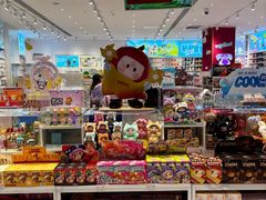 -名创优品(山东青岛华润万象城店)
