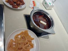 -爱客得牛排海鲜烤肉·火锅自助(春熙路黑金好店)