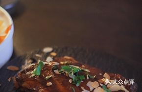 Spanish Black Pig Ribs with Mango Sauce