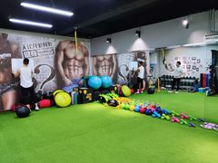 器械区-征成健身连锁私教工作室(九公里店)