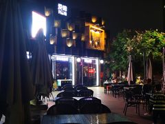 -爱啤精酿·民谣酒馆(滨江店)