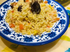 新疆手抓饭-大漠楼兰新疆美食