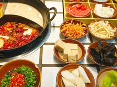 -贰回巷火锅馆(钟楼店)