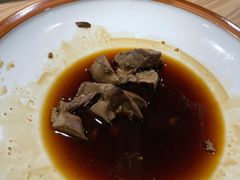 -头上红煨盐鸡·非遗院子餐厅