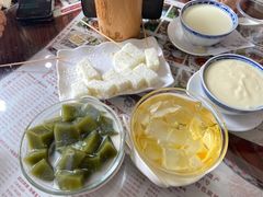 -周大娘牛乳(旧寨古村总店)