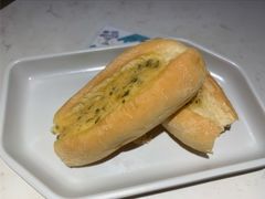 餐前蒜香包-豪客来牛排(伟诚广场店)