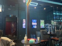 -屋有岛沉浸游戏旗舰店(中山公园店)
