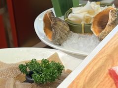 -洪氏嗨捞·广东猪肚鸡·椰子鸡火锅(西咸万象城店)