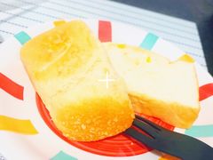 -沁屋面包店(人民东路店)
