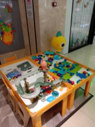 -菠萝树益智玩具体验馆(欧亚卖场店)