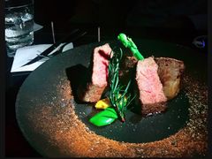 牛肋排-wann lounge 低温慢煮牛排·清吧
