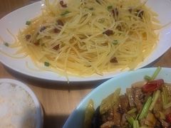 -严记小天府酸菜鱼(西四路店)