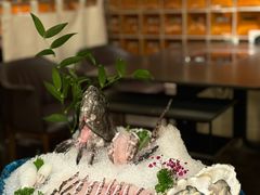 -鲜入唯煮·港式海鲜牛肉火锅(金宝街店)