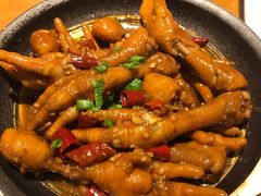 辣炖鸡爪-95号酱骨·一块豆腐(展春园西路店)
