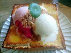 经典面包诱惑-蜜桃餐厅·伴山(湖滨商业街店)