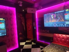 -UK派对KTV(日月广场店)