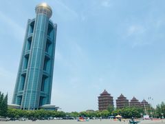 -华西龙希大酒店旅游观光区
