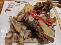 牛骨头-有奴思烤肉·清真(正宁路店)