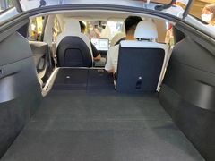 -TESLA 特斯拉(广州天环广场体验店)