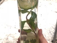 -乐蓬马歇百货公司(Rive Gauche)