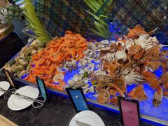 -亚龙湾希尔顿自助餐厅·海鲜·烧烤·沙滩BBQ·现场乐队