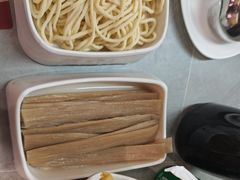 -宴全牛粤来越牛潮汕鲜牛肉火锅(海州万达广场店)